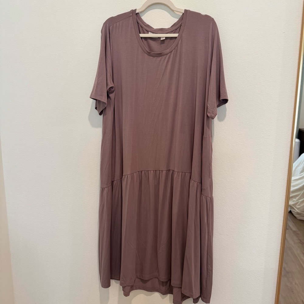 LOGO Mauve Short Sleeve Dress Midi Dress - Picture 2 of 9